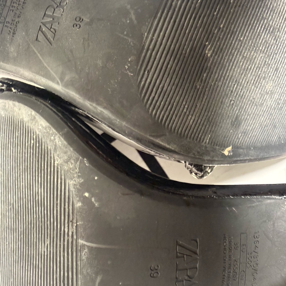 Zara Glossy Black Heels with Silver Accents - Picture 5 of 5